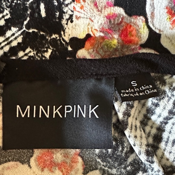 MINKPINK Black Floral High Waist Shorts - Picture 4 of 6